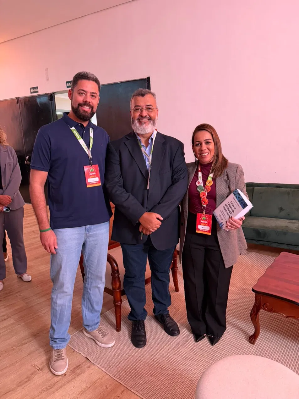Gisele com o Dr. José Aparecido dos Santos